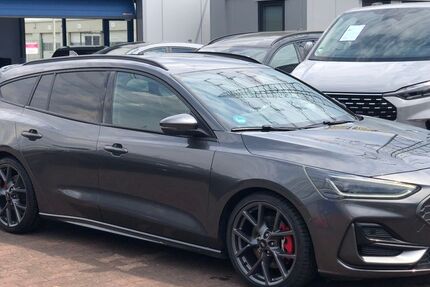 Ford Focus 70.250 km 25.490 &euro; Frechen 50226