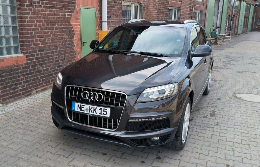 Q7