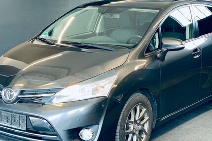Toyota Verso 248.900 km 5.799 &euro; Hilden 40723