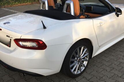 Fiat 124 Spider 25.000 km 18.900 &euro; Köln 50968