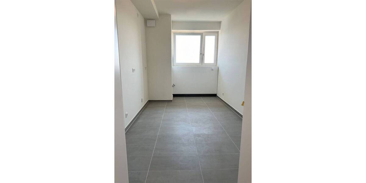 Etagenwohnung Köln Bayenthal - 3 Zimmer, 98 m&sup2;, 1.700&euro; | Angebot:26804290