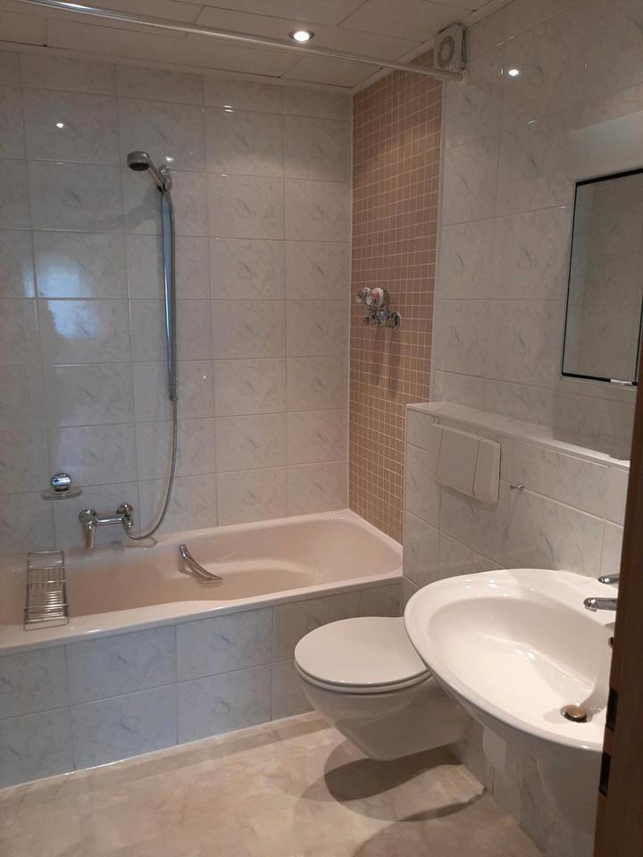 Sehr schöne Zweiraumwohnung in Leverkusen Hitdorf zimmer