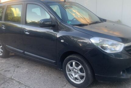 Dacia Lodgy 68.735 km 6.995 € Köln 51107