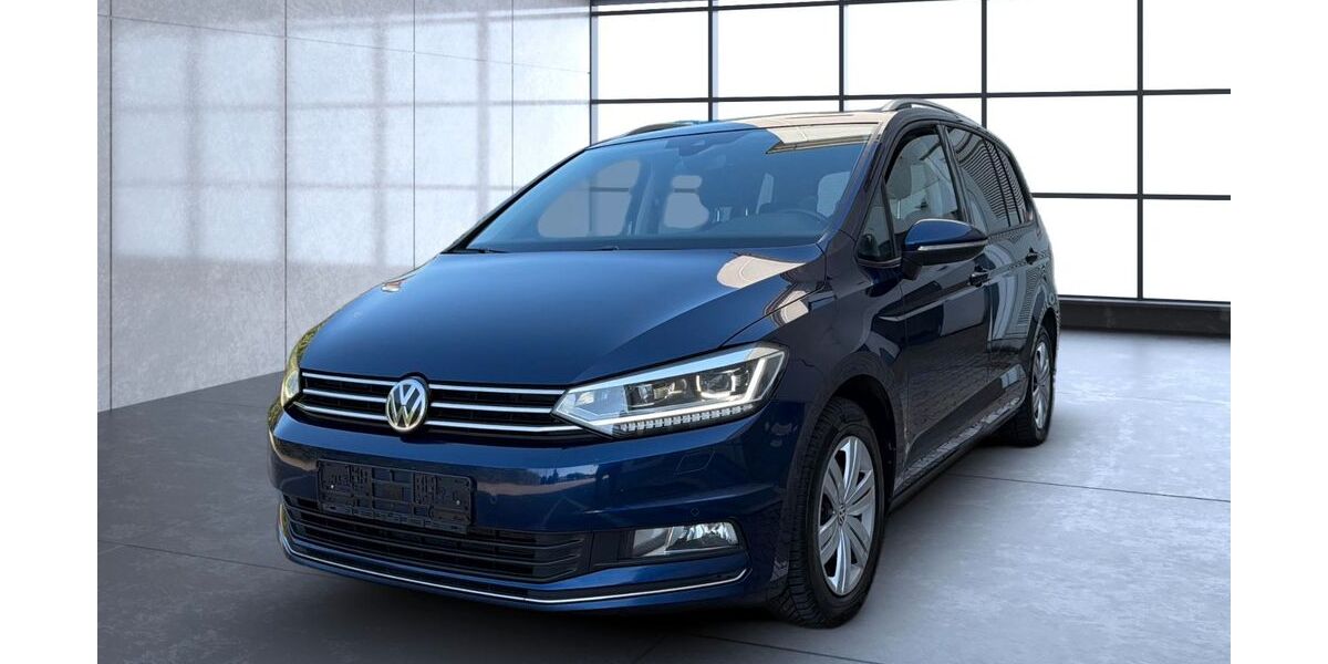 VW Touran 215.000 km 10.700 &euro; KERPEN 50170