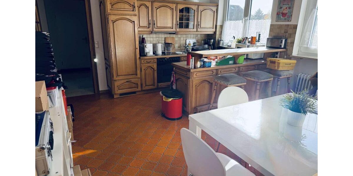 Büroräume in gut frequentierter Lage in Bornheim zimmer