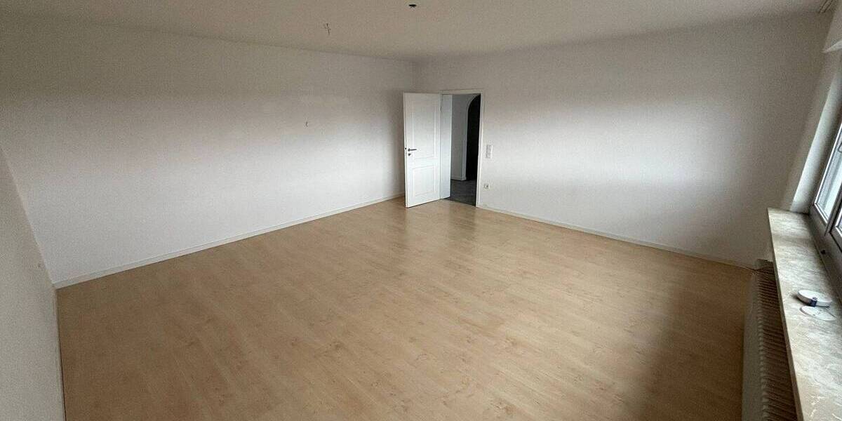 Etagenwohnung Neunkirchen-Seelscheid Seelscheid - 2 Zimmer, 84 m&sup2;, 700&euro; | Angebot:21390476