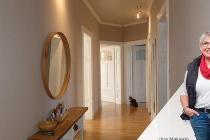 +++ 3441 - Altbaucharme in zentraler Lage von Bergisch Gladbach +++ 4 zimmer