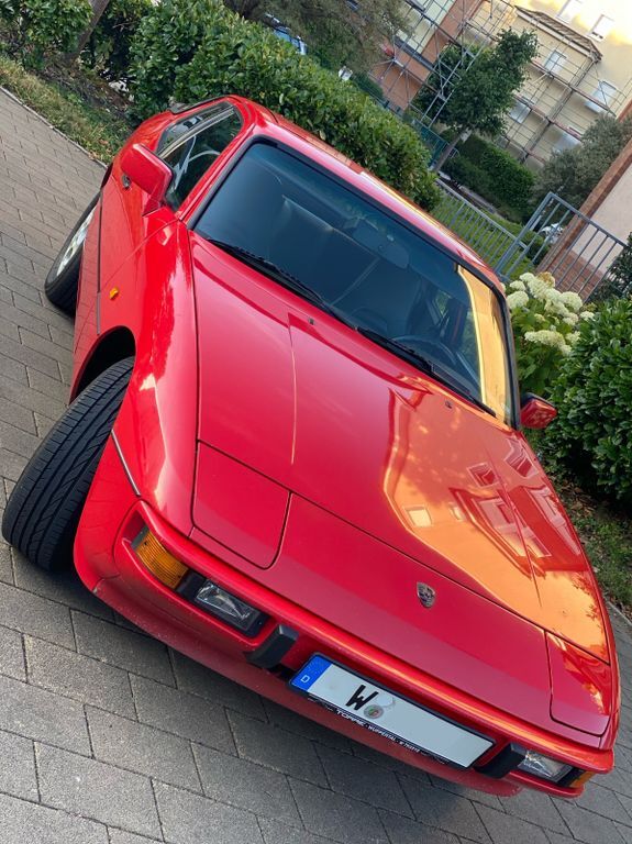 Porsche 924 201.046 km 17.500 € Hilden 40724