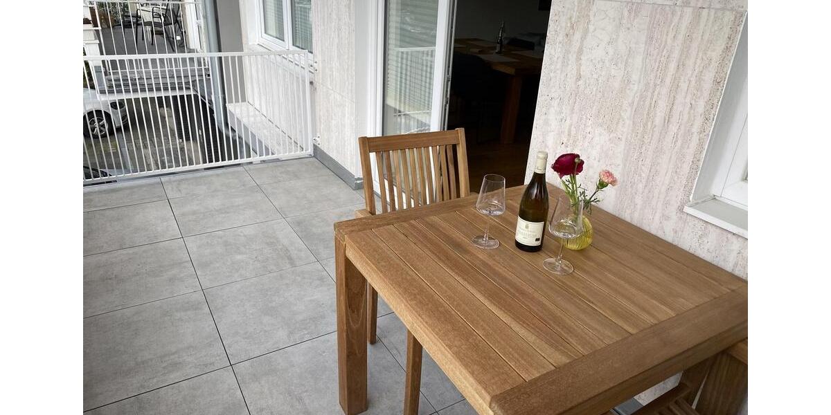 Etagenwohnung Köln Rodenkirchen - 2.5 Zimmer, 90 m&sup2;, 1.700&euro; | Angebot:26493788