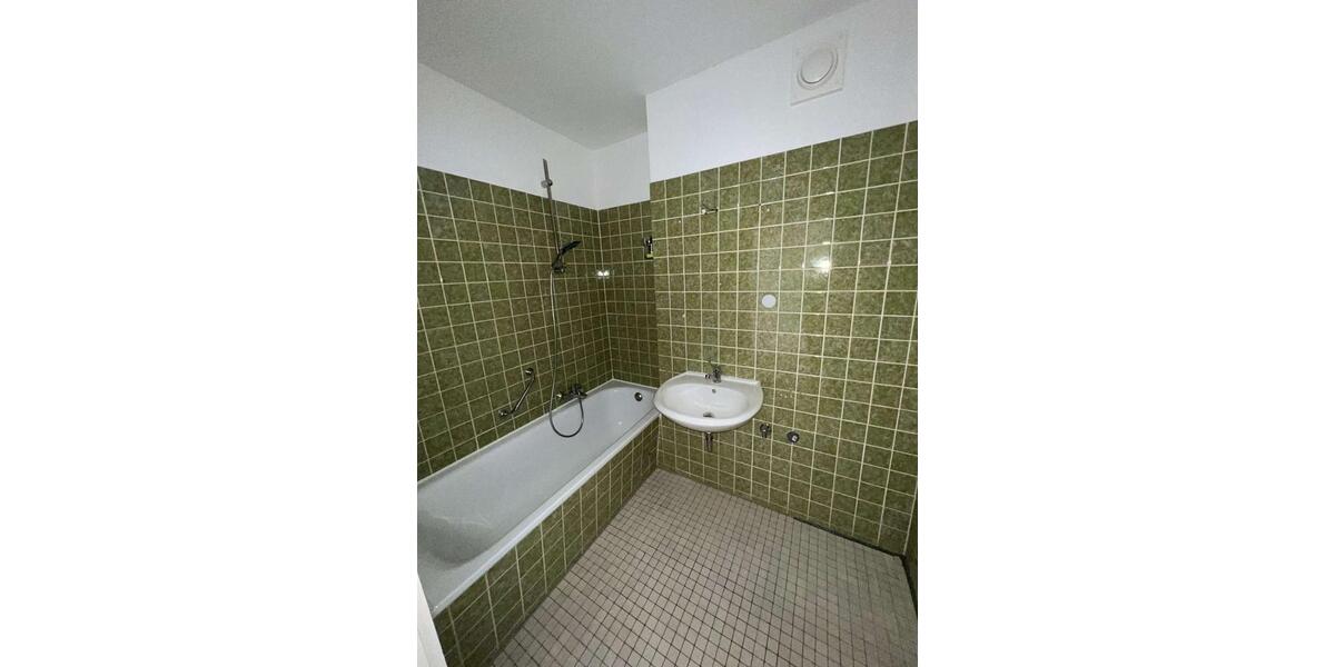 Attraktive 3 Zimmer Wohnung neben dem Rhein-Center![VAC-19826] 3 zimmer