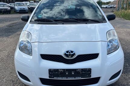 Toyota Yaris 180.000 km 2.500 € Kuchenheim 53881