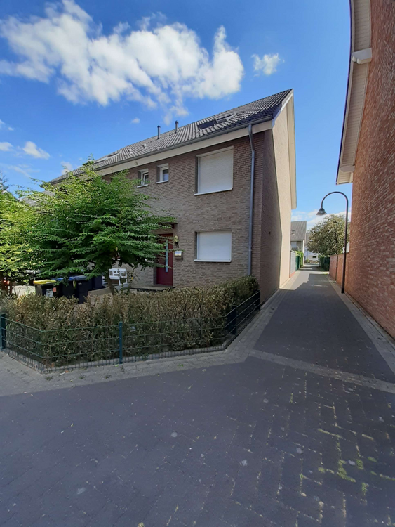 Haus zum Kaufen in Köln 499.000 € 130 m²