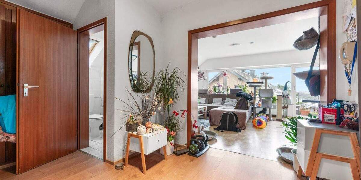 Mehrfamilienhaus, Wohnhaus Odenthal Hüttchen - 8 Zimmer, 251 m&sup2;, 399.000&euro; | Angebot:25387766