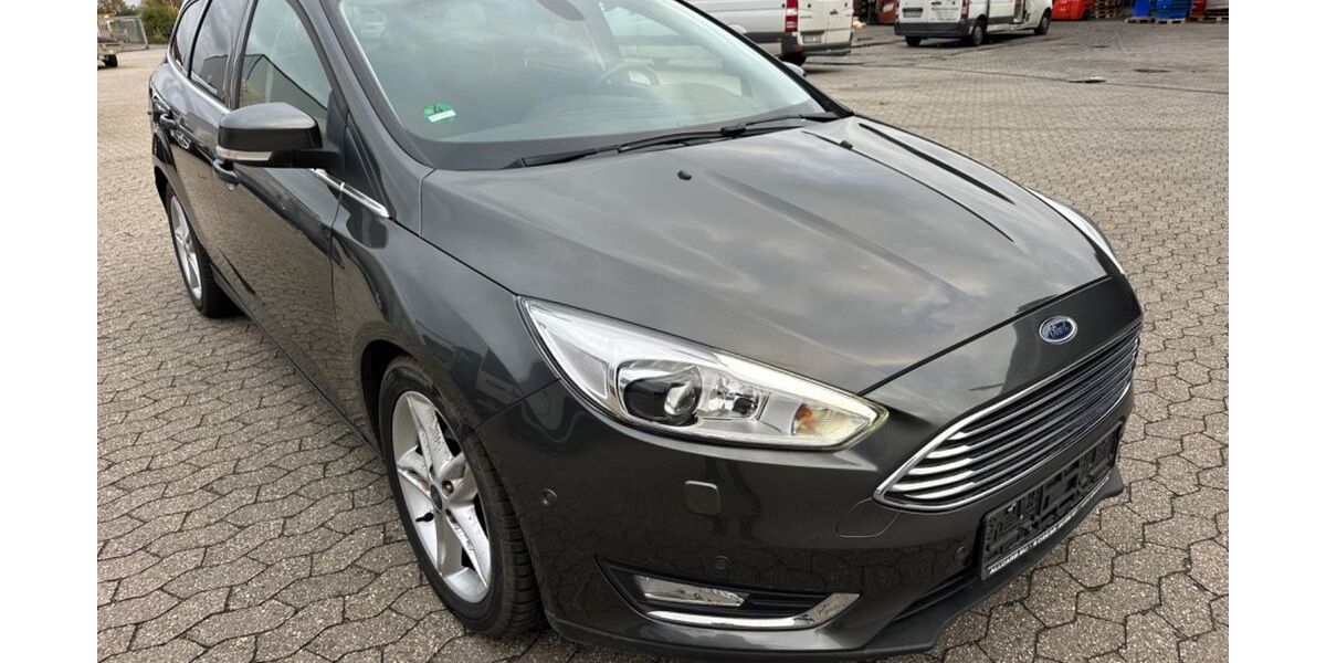 Ford Focus 101.700 km 10.950 &euro; Bornheim 53332