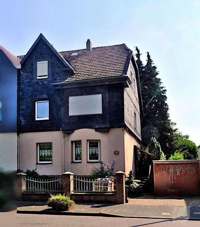 Haus zum Kaufen in Solingen 359.000 € 198 m²