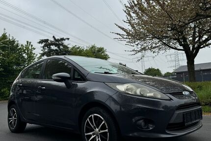 Ford Fiesta 254.000 km 2.490 &euro; Hürth 50354