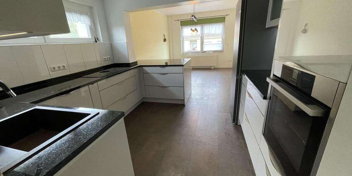 Etagenwohnung Nörvenich - 5 Zimmer, 155 m&sup2;, 399.950&euro; | Angebot:26884261
