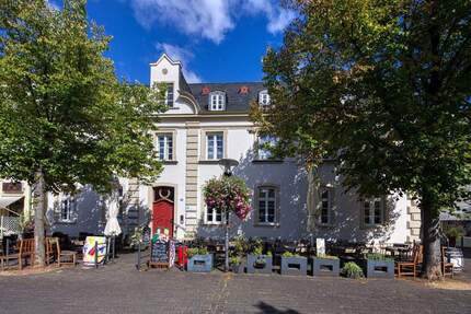 Lechenich barockes Geschäftshaus am Markt zimmer
