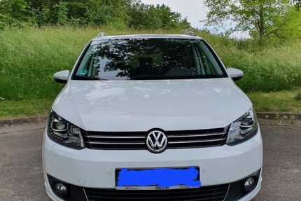 VW Touran 242.000 km 9.350 &euro; Bonn 53111