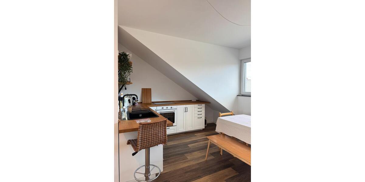 Dachgeschoßwohnung Köln Mülheim - 2 Zimmer, 50 m&sup2;, 1.030&euro; | Angebot:26349039