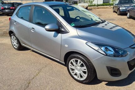 Mazda 2 57.473 km 8.500 &euro; Hürth 50354