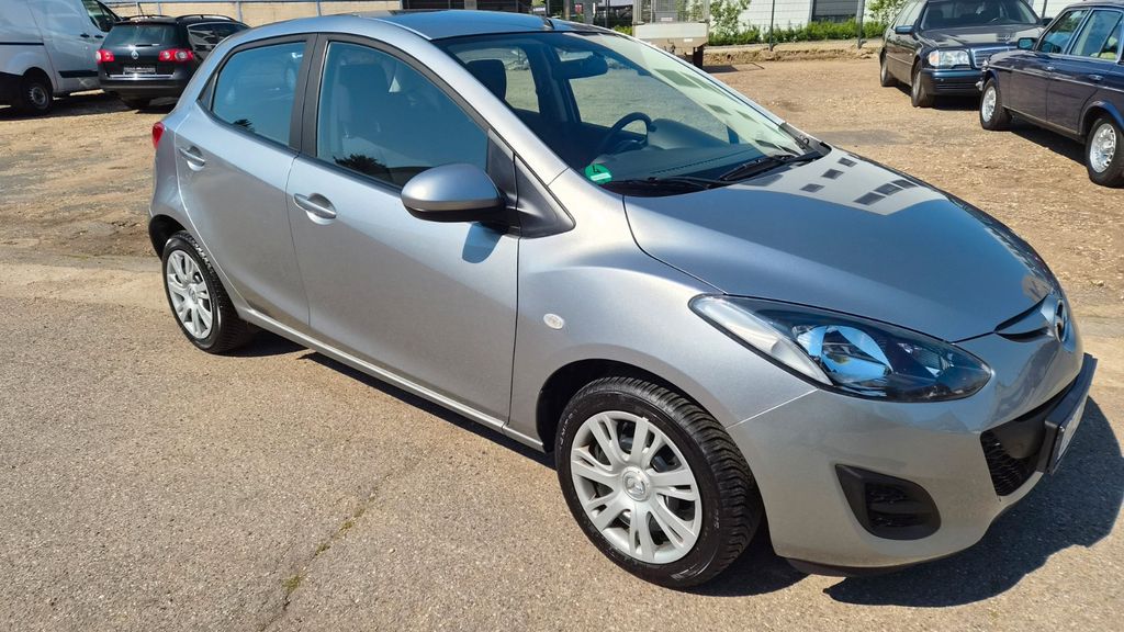 Mazda 2 57.473 km 8.500 &euro; Hürth 50354