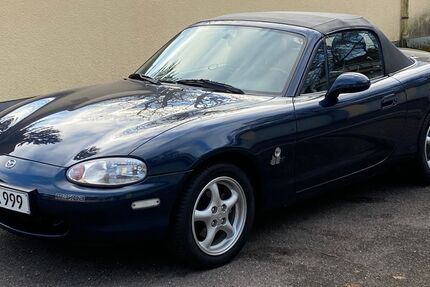 Mazda MX-5 99.381 km 8.900 &euro; Köln 50739