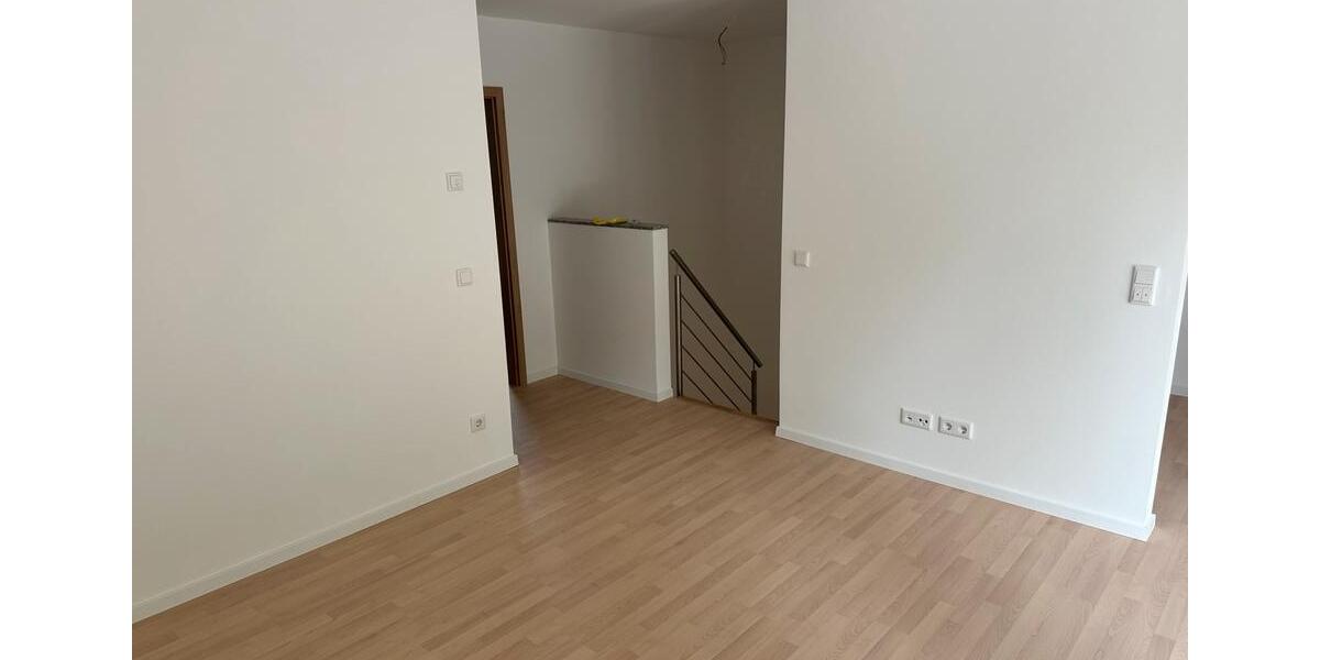 Großzügige Maisonette Wohnung KFW 55 in SG Merscheid 4 zimmer