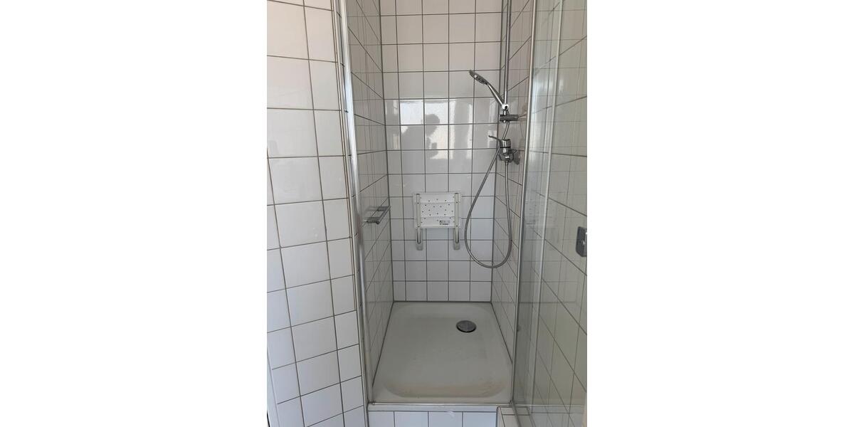 Etagenwohnung Bergisch Gladbach Frankenforst - 3 Zimmer, 85 m&sup2;, 1.435&euro; | Angebot:25397397