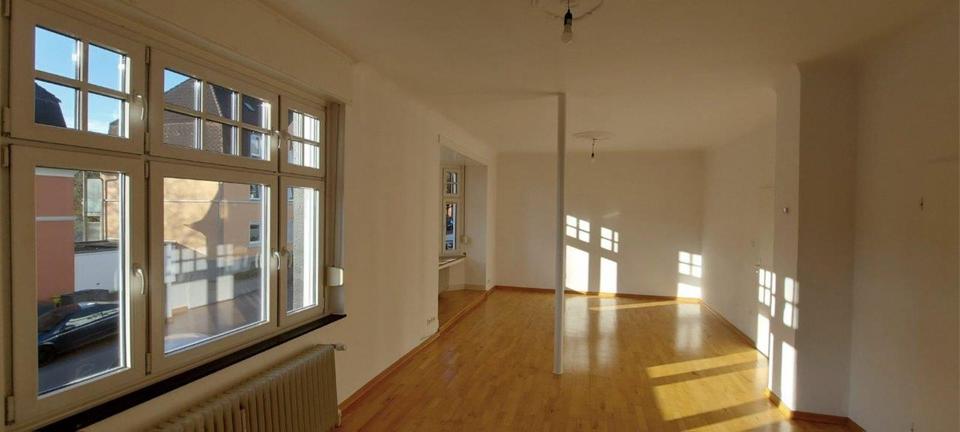 Erdgeschoßwohnung Solingen Central - 2 Zimmer, 100 m&sup2;, 1.000&euro; | Angebot:25478961