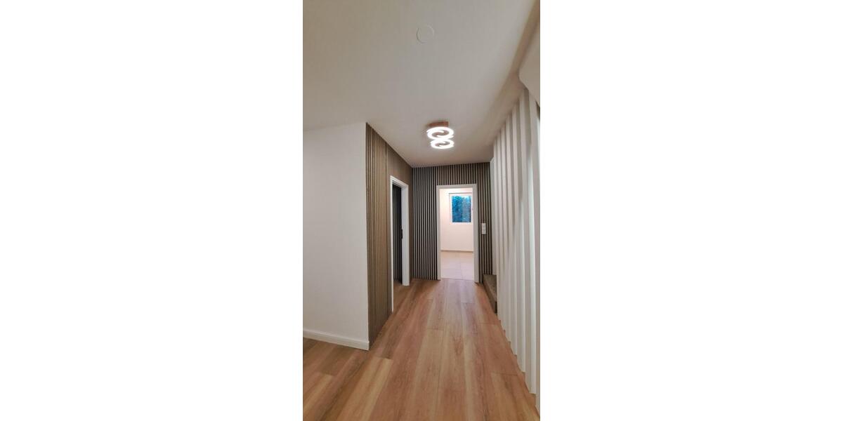 Reihenhaus Bonn Hardtberg - 7 Zimmer, 203 m&sup2;, 880.000&euro; | Angebot:25063638