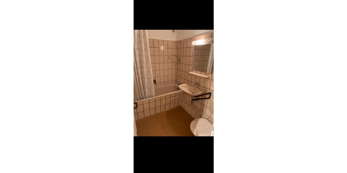 Terrassenwohnung Solingen Ohligs - 1 Zimmer, 40 m&sup2;, 555&euro; | Angebot:26294644