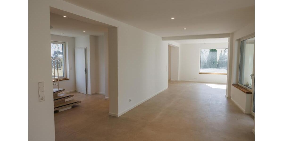 Luxuriös saniertes Einfamilienhaus mit Atelier & großem Garten zimmer