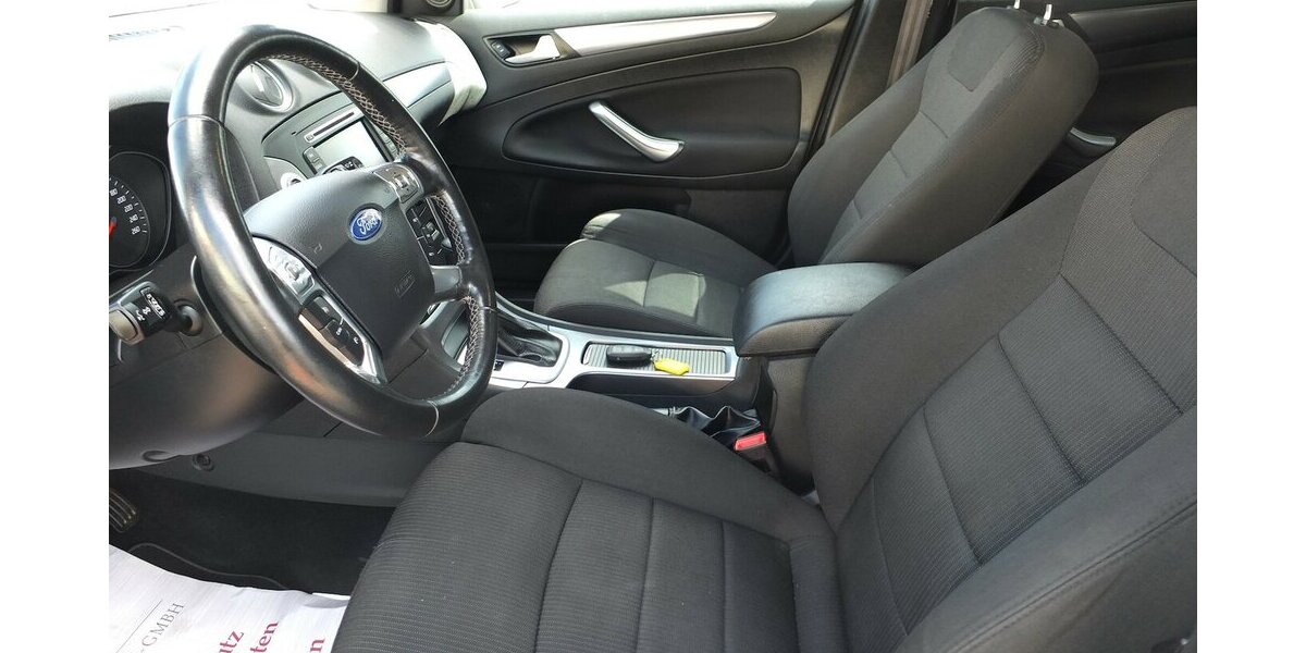 Ford Mondeo 2.0TDCi AUTOMATIC-PROBLEME NAVI XENON PDC B 143.215 km 6.900 &euro; Köln 50858