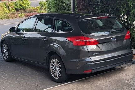 Ford Focus 73.100 km 8.800 &euro; Neunkirchen 53819