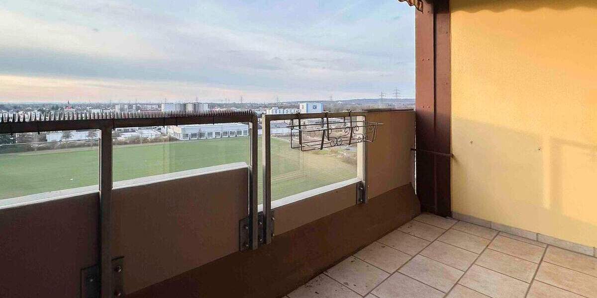 Etagenwohnung Sankt Augustin Mülldorf - 3 Zimmer, 100 m&sup2;, 250.000&euro; | Angebot:25820085