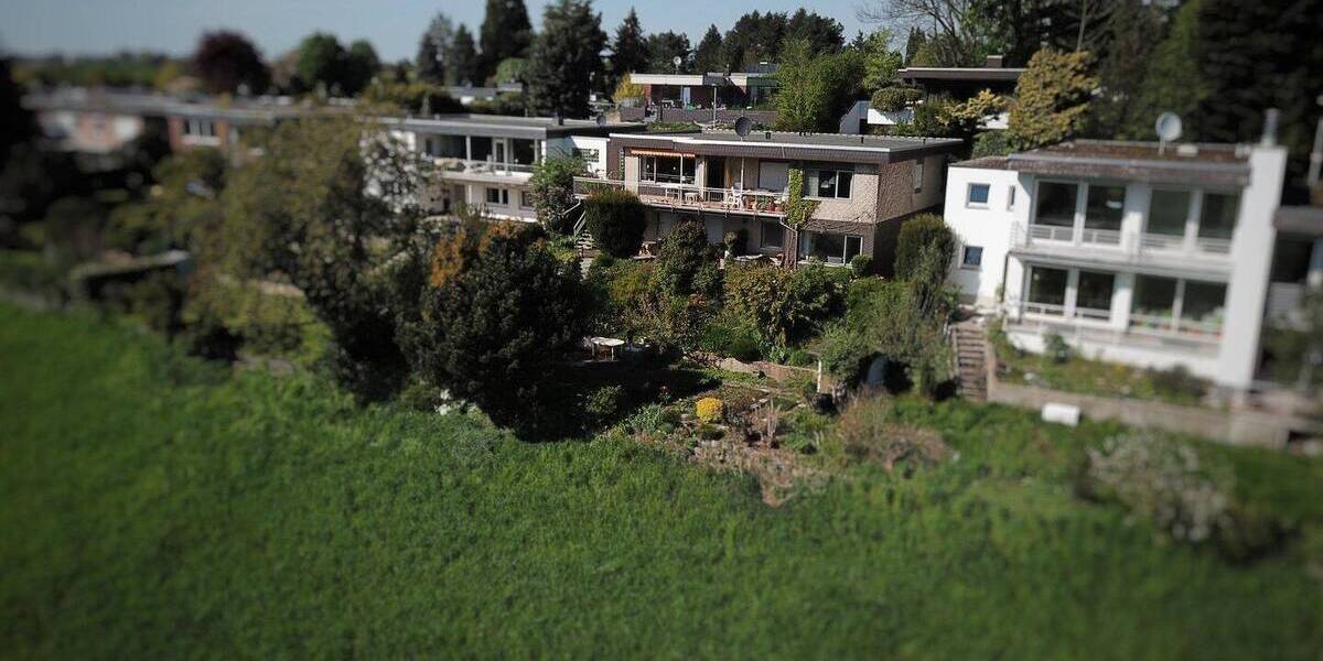 Bungalow Leverkusen Lützenkirchen - 9 Zimmer, 211 m&sup2;, 498.000&euro; | Angebot:26064429