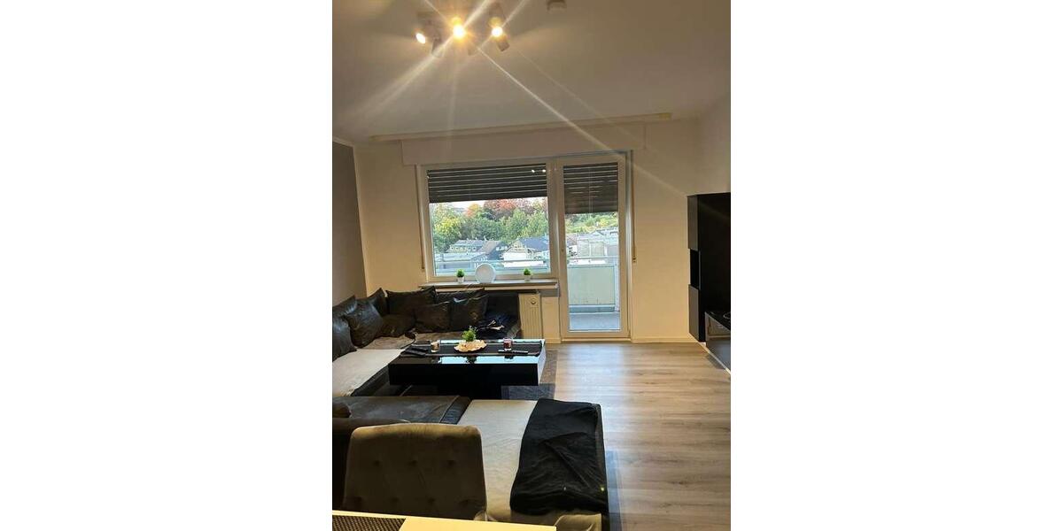 Etagenwohnung Wermelskirchen - 3 Zimmer, 79 m&sup2;, 210.000&euro; | Angebot:26679309
