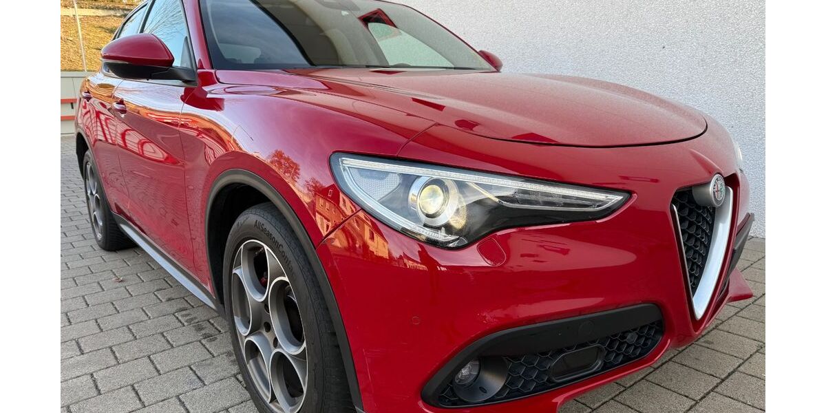 Alfa Romeo Stelvio 146.855 km 15.990 € Bergisch Gladbach 51467