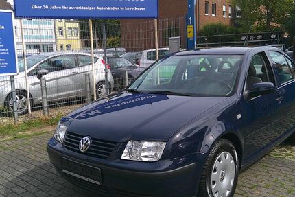 VW Bora 64.954 km 3.950 &euro; Leverkusen 51377