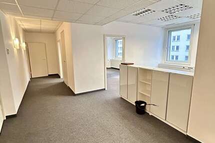 Büro in Düsseldorf 1.860 € 155 m²