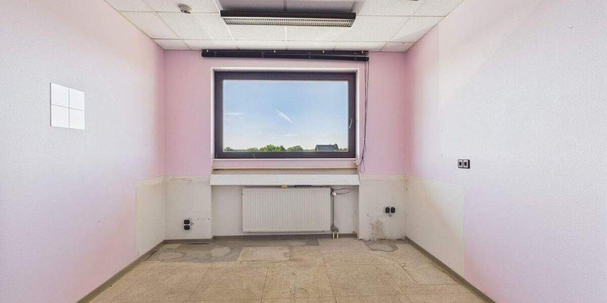 Gewerbeobjekt Weilerswist - 6 Zimmer, 112 m&sup2;, 204.000&euro; | Angebot:23952277