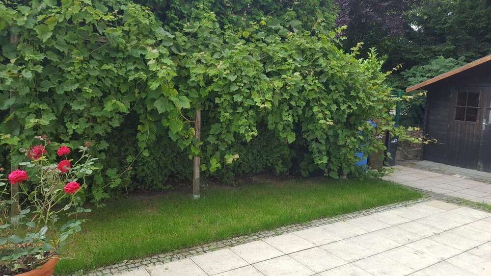 Einfamilienhaus Leverkusen Opladen - 8 Zimmer, 244 m&sup2;, 2.700&euro; | Angebot:27116545