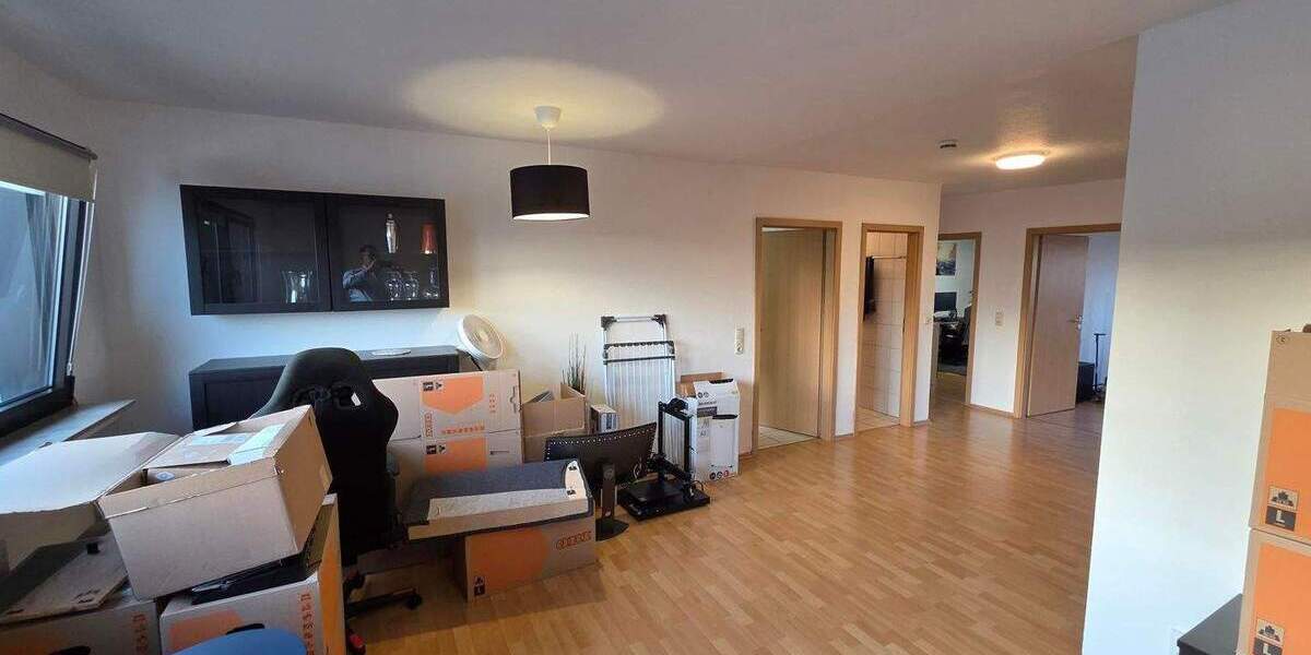 Etagenwohnung Siegburg Dreesch - 3 Zimmer, 67 m&sup2;, 630&euro; | Angebot:25355796