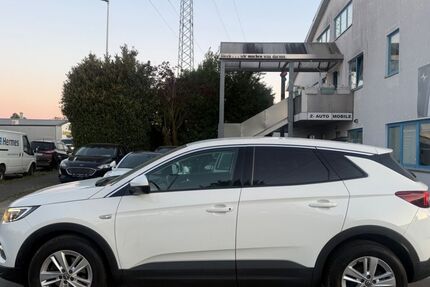 Opel Grandland (X) 172.000 km 9.450 &euro; Hilden 40721
