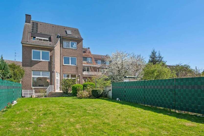 Haus zum Kaufen in Köln 1.190.000 € 219 m²