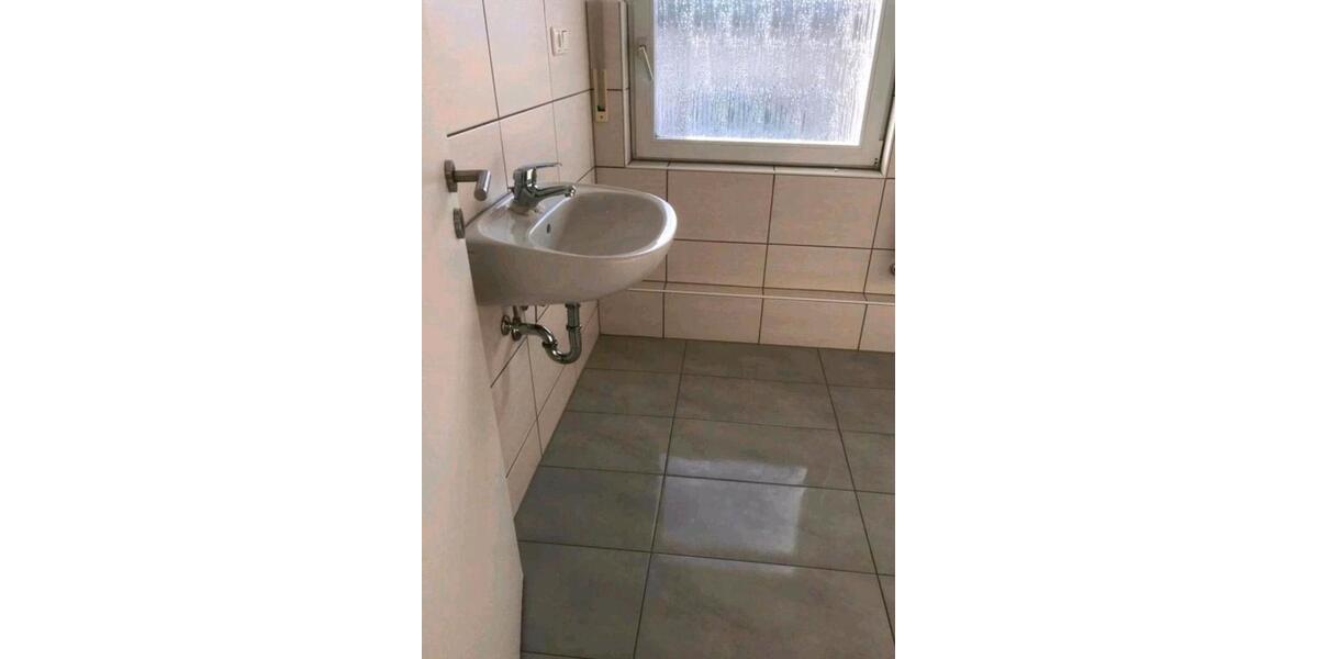 Etagenwohnung Köln Chorweiler - 3 Zimmer, 96 m&sup2;, 375.000&euro; | Angebot:27189776