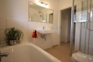 Großzügig Wohnen! 3 Zimmer mit zwei Balkonen in Bad Godesberg Muffendorf