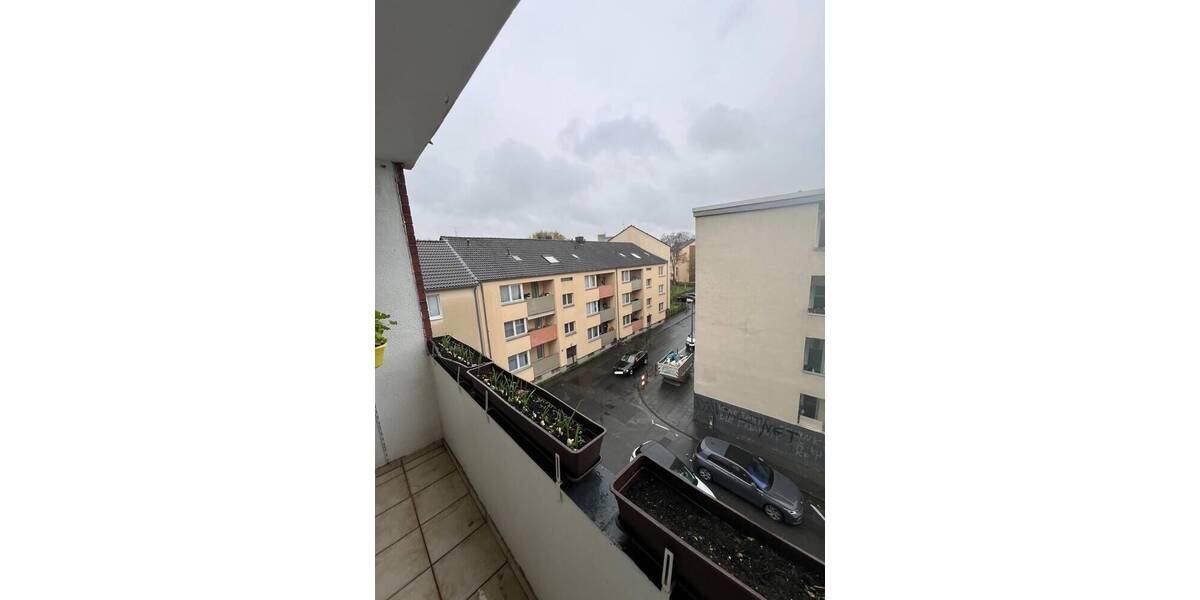 Etagenwohnung Köln Vingst - 2 Zimmer, 64 m&sup2;, 189.000&euro; | Angebot:26037093