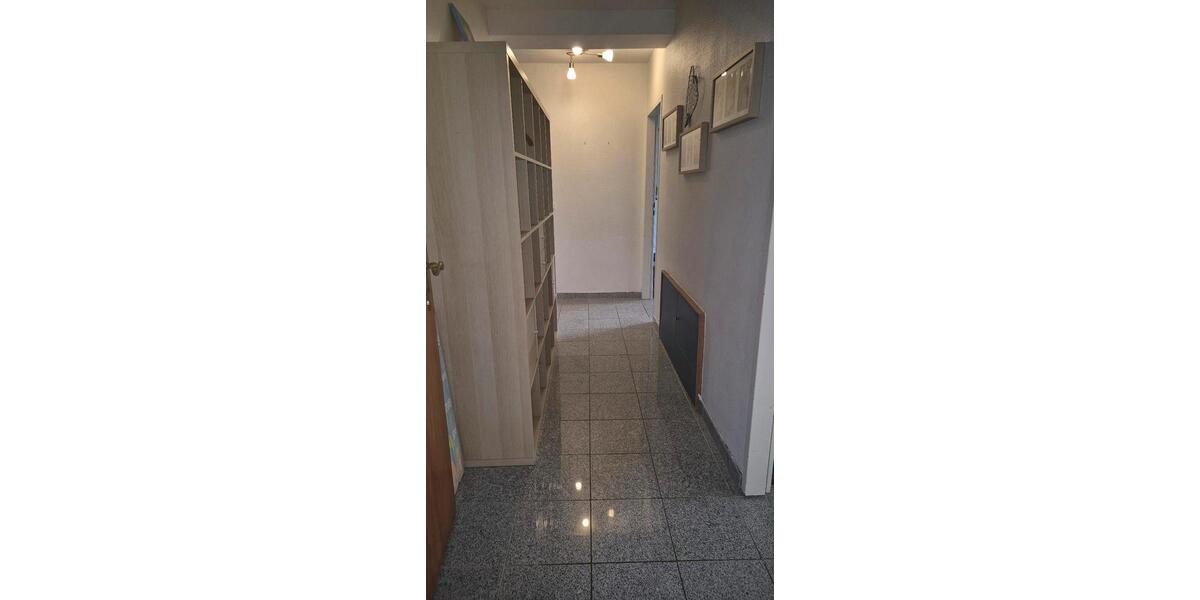 Komfortable große 4-Zimmer-Wohnung in Top Lage in Schlebusch 4 zimmer